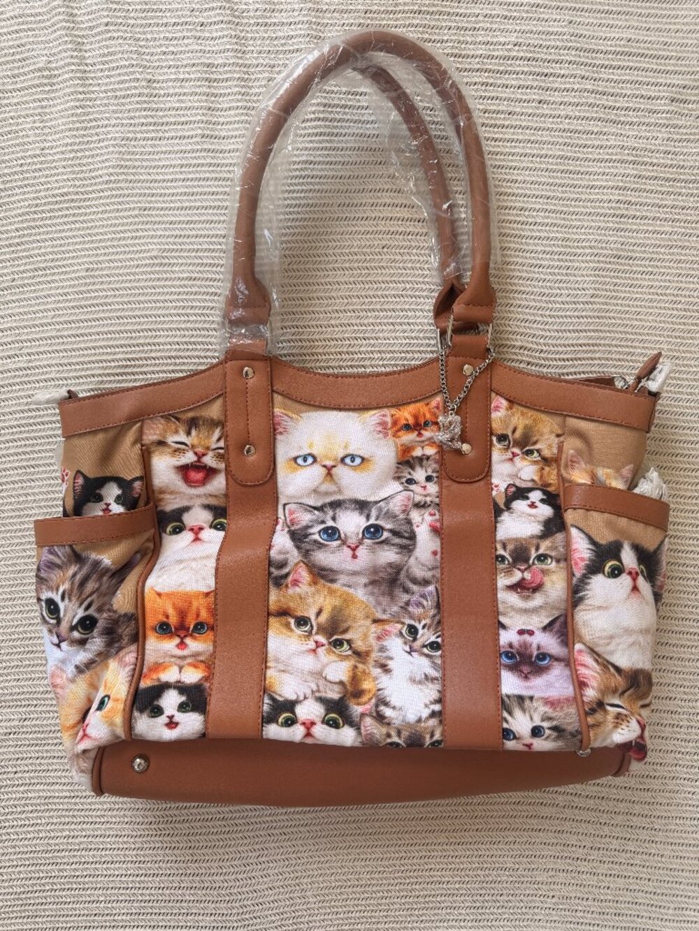 Brand New Bradford Exchange "Cat's with Purr-sonality" Tote Bag by Kayomi Harai